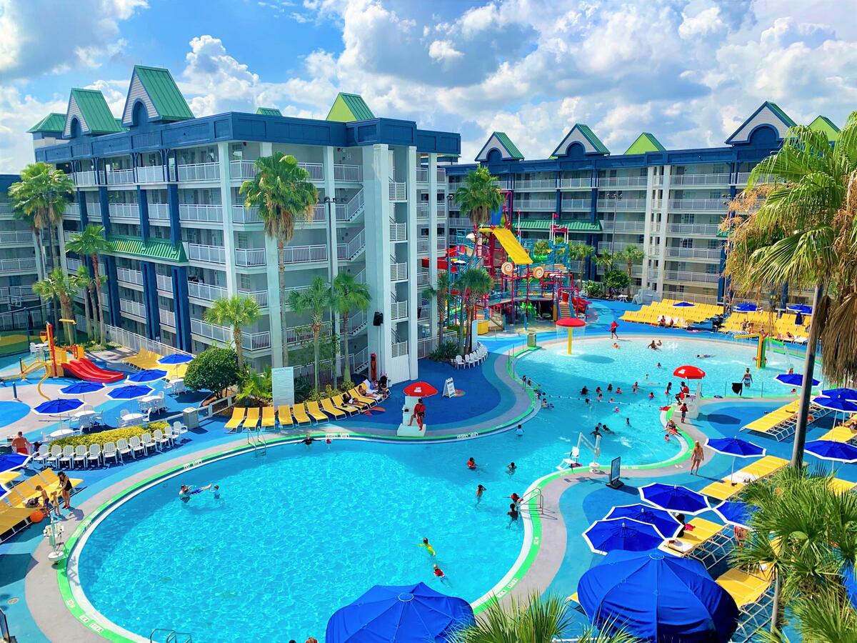 Travel Destination Guide Holiday Inn Resort Orlando Suites Waterpark